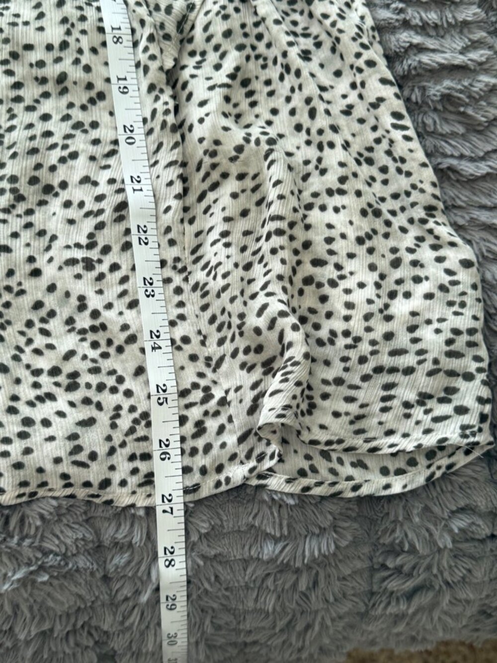 Chaps Animal Print Flutter Sleeve Black White V-neck Blouse Flowy Career 2X - Picture 6 of 6